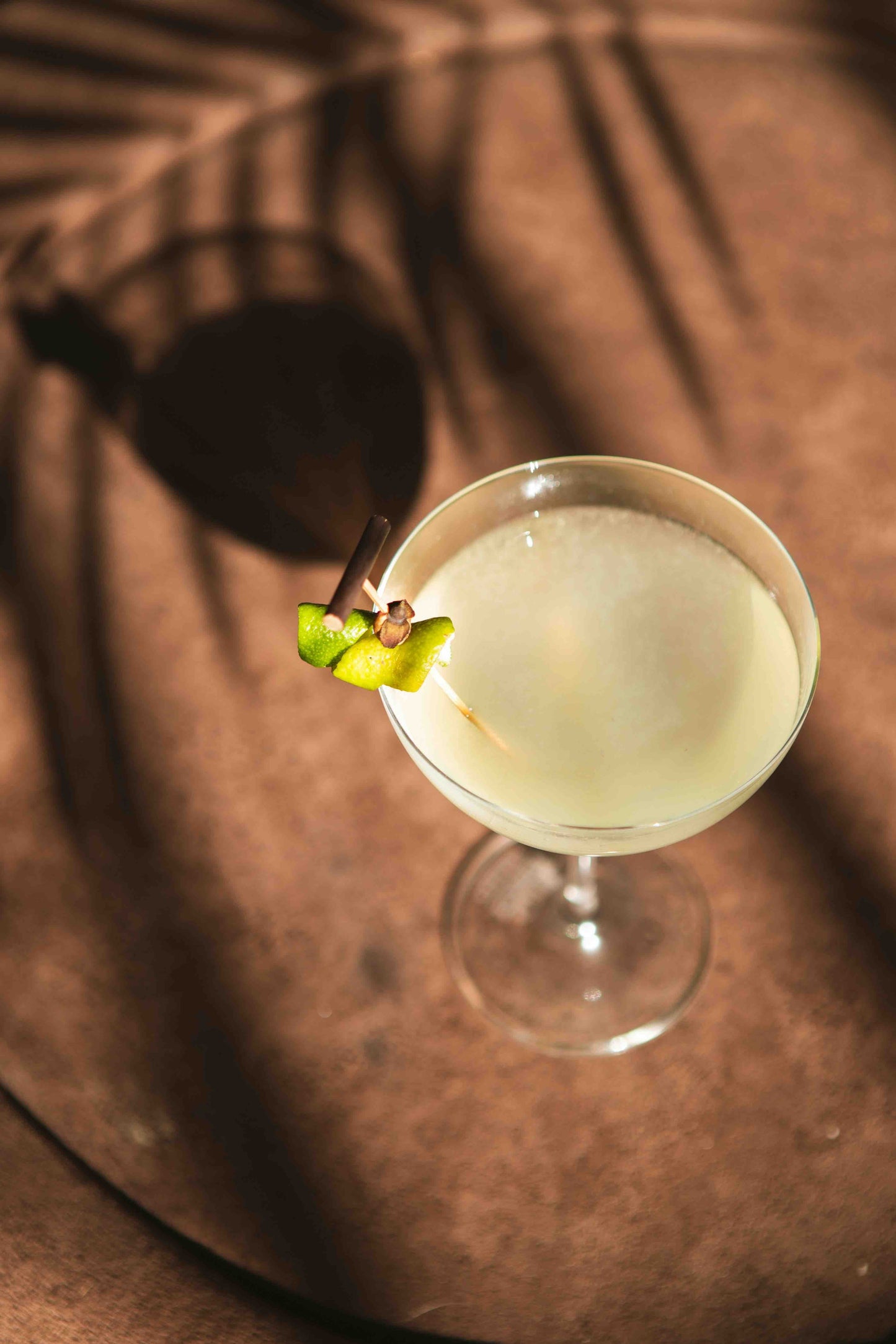 cocktail-réalisé-avec-gin-sans-alcool