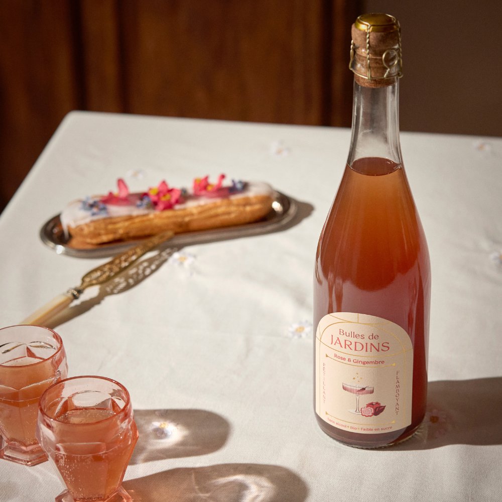 
                  
                    Bulles de Rose & Gingembre - 75 cL
                  
                
