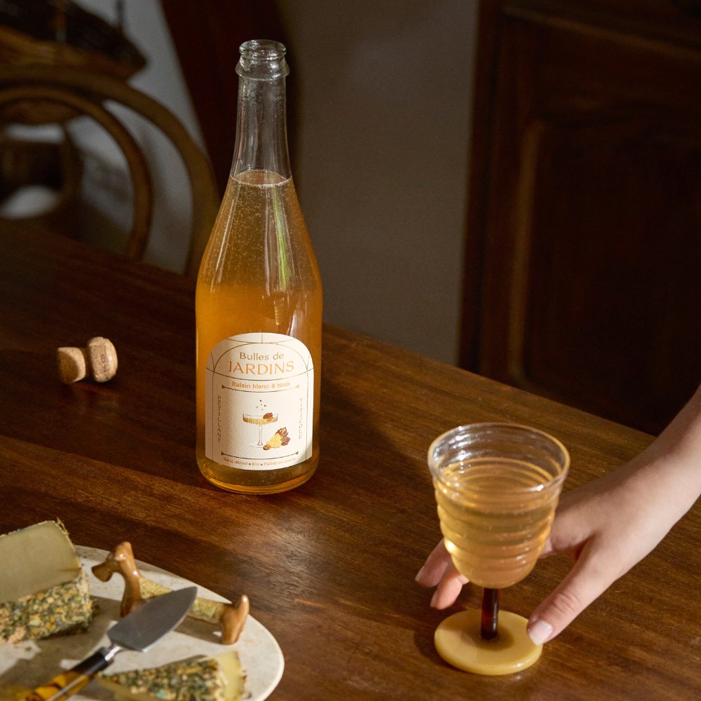 
                  
                    Bulles de Raisin blanc & Noix - 75 cL
                  
                