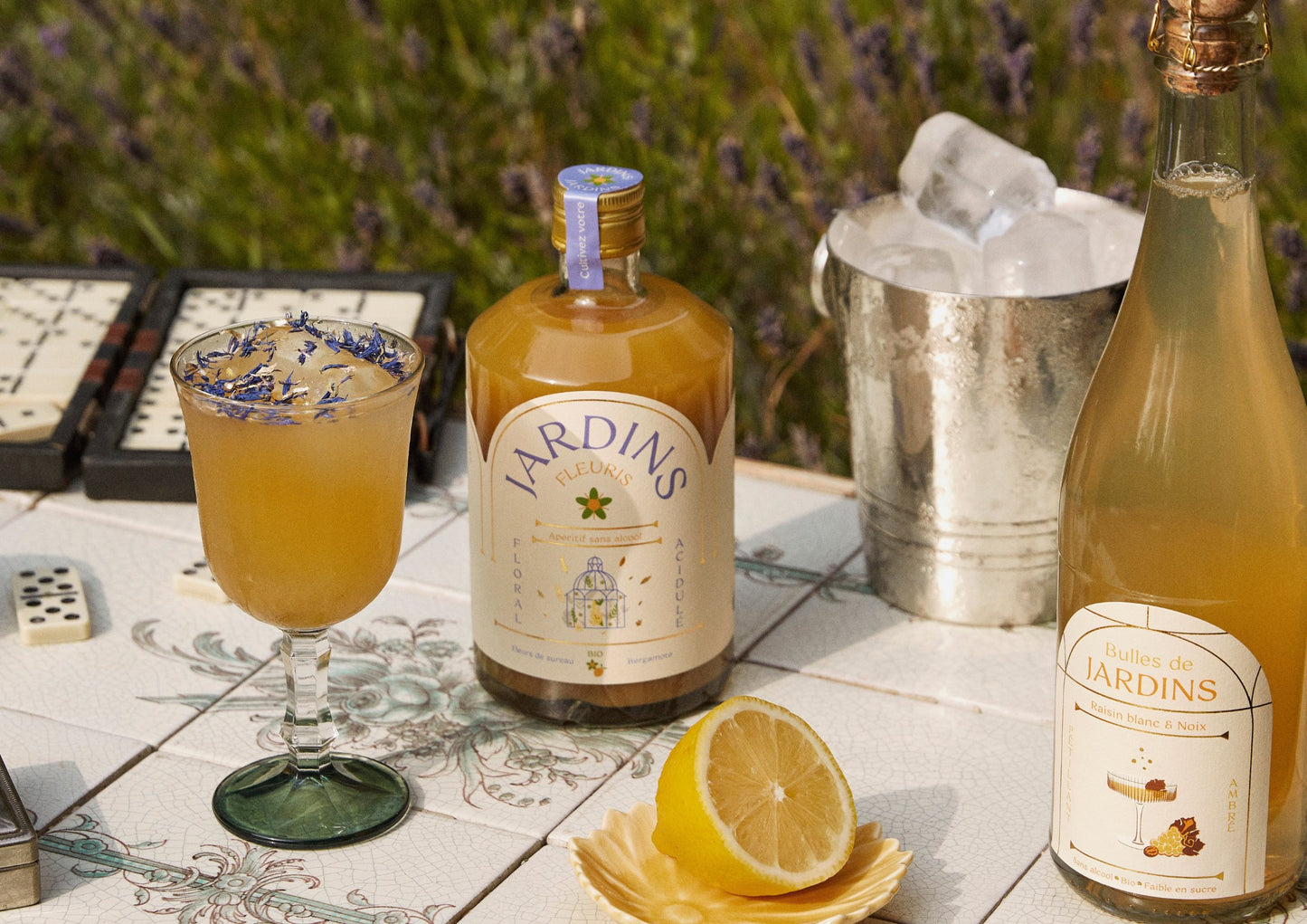 
                  
                    Jardins Fleuris - Fleurs de sureau & Bergamote - 50 cl
                  
                